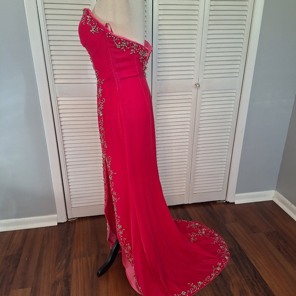 The crown collection pink velvet rhinestone maxi dress sz 4 - Picture 6 of 9